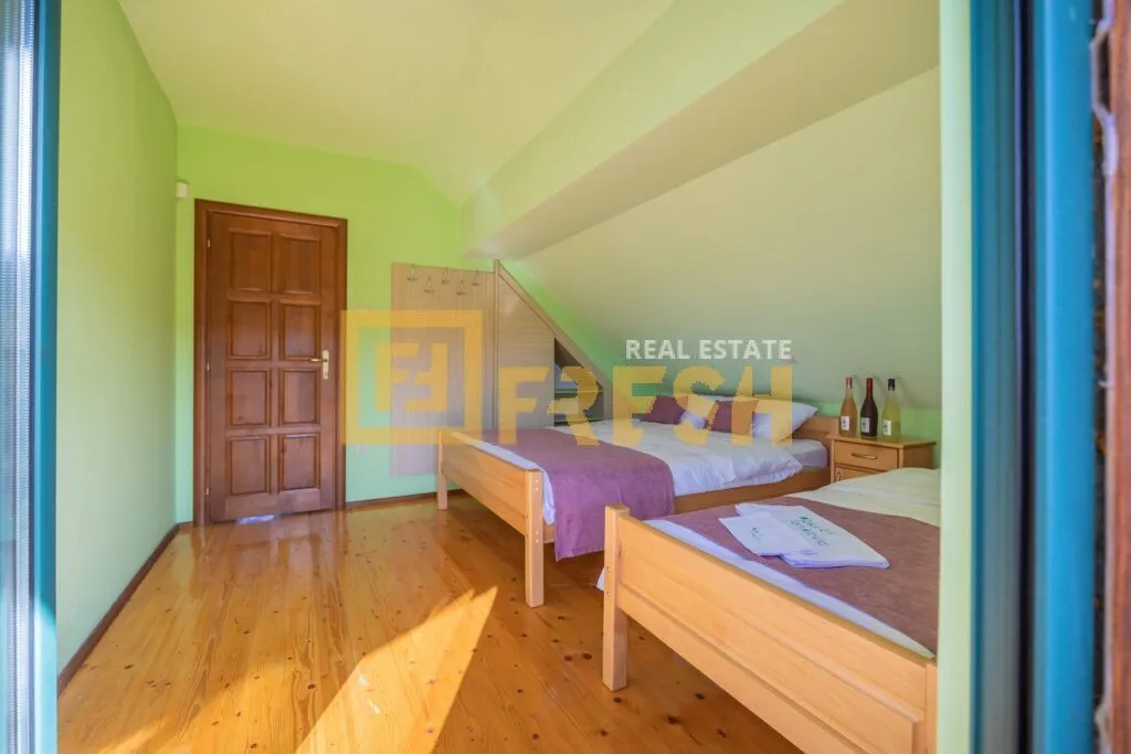Prodaja, kuća, 300m², Žabljak, Crna Gora