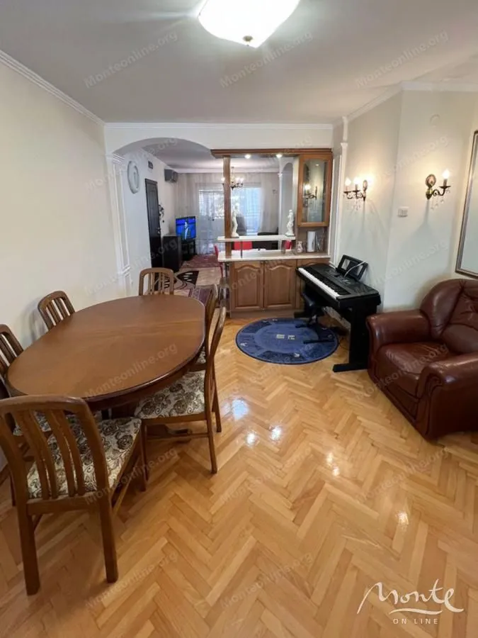 Prodaja, trosoban stan, 114m², Babilonija, Budva