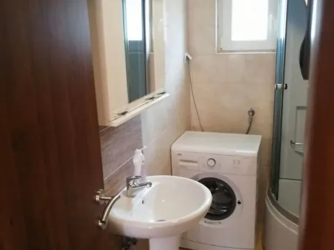 Rent, one bedroom apartment, 53m², Lazi, Budva - image 8