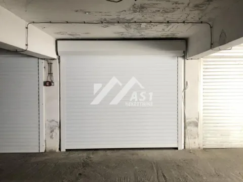 Rent, parking/garage, 14m², Centar, Novi Sad - image 2