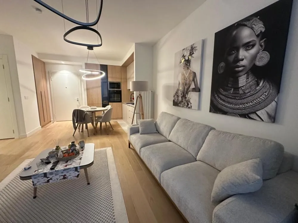 Rent, three bedroom apartment, 74m², Savski Venac, Beograd