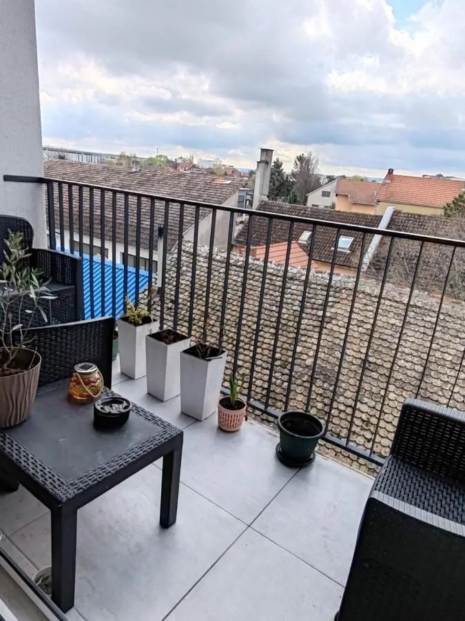 Prodaja, stan, 107m², Petrovaradin, Novi Sad