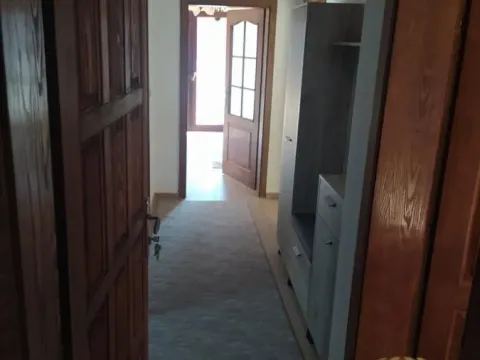 Izdavanje, trosoban stan, 73m², Autokomanda, Voždovac Sve Podlokacije - image 10