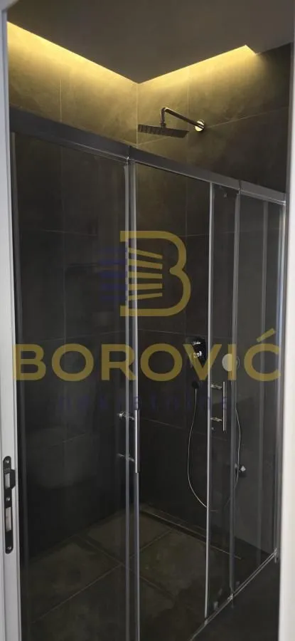 Prodaja, trosoban stan, 68m², Olimp, Zvezdara Sve Podlokacije