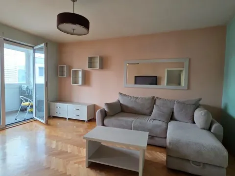 Prodaja, jednosoban stan, 44m², Centar, Podgorica - image 1