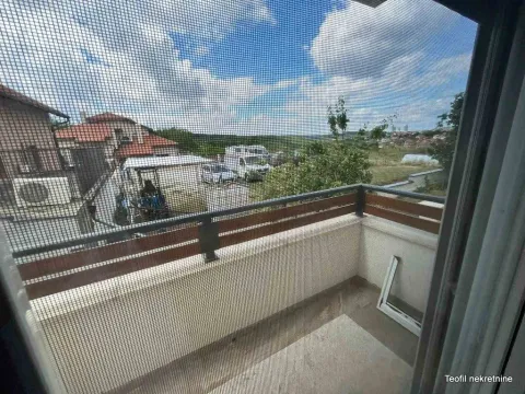 Izdavanje, kuća, 80m², Miljakovac, Rakovica - image 9