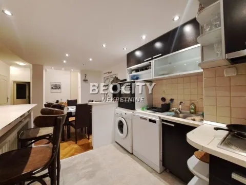 Prodaja, trosoban stan, 82m², Kalenić Pijaca, Vračar Sve Podlokacije - image 2