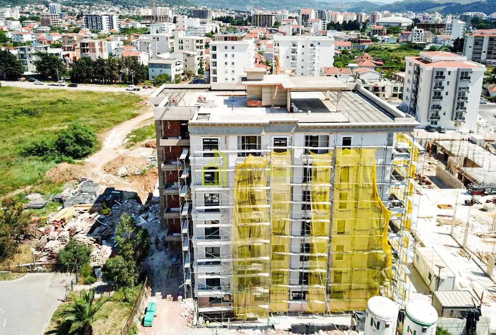 Prodaja, dvosoban stan, 69m², Šušanj, Bar