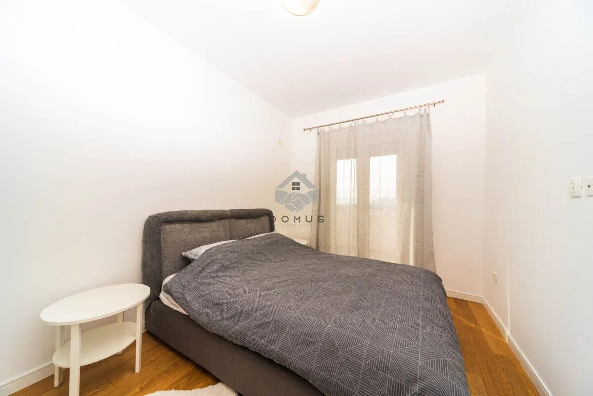 Prodaja, jednosoban stan, 49m², Central Point, Podgorica