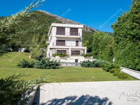 Prodaja, kuća, 560m², Tivat, Crna Gora - image 7