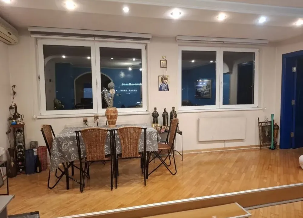 Prodaja, četvorosoban stan, 102m², Voždovac Sve Podlokacije, Beograd