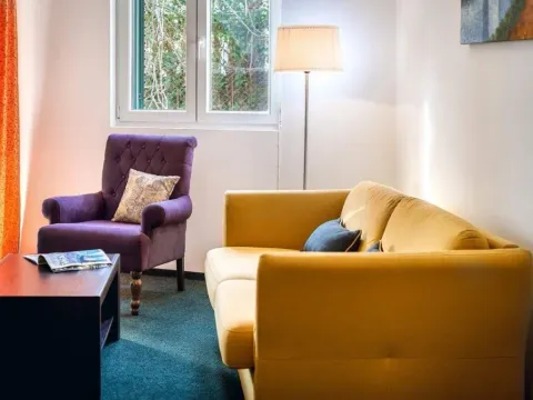 Izdavanje, dvosoban stan, 58m², Boreti, Budva - image 6