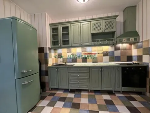 Izdavanje, trosoban stan, 102m², Belvil, Beograd - image 14