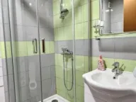 Izdavanje, jednosoban stan, 47m², City Kvart, Podgorica - image 9