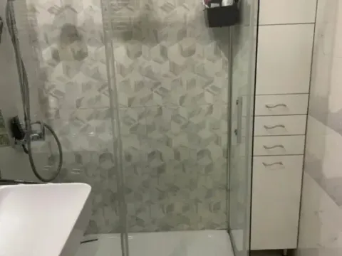 Izdavanje, jednosoban stan, 50m², Central Point, Podgorica - image 8