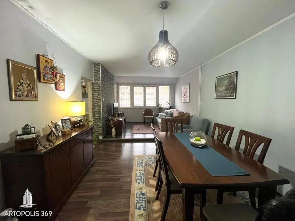 Sale, two bedroom apartment, 71m², Novi Beograd Blok 37, Novi Beograd Sve Podlokacije