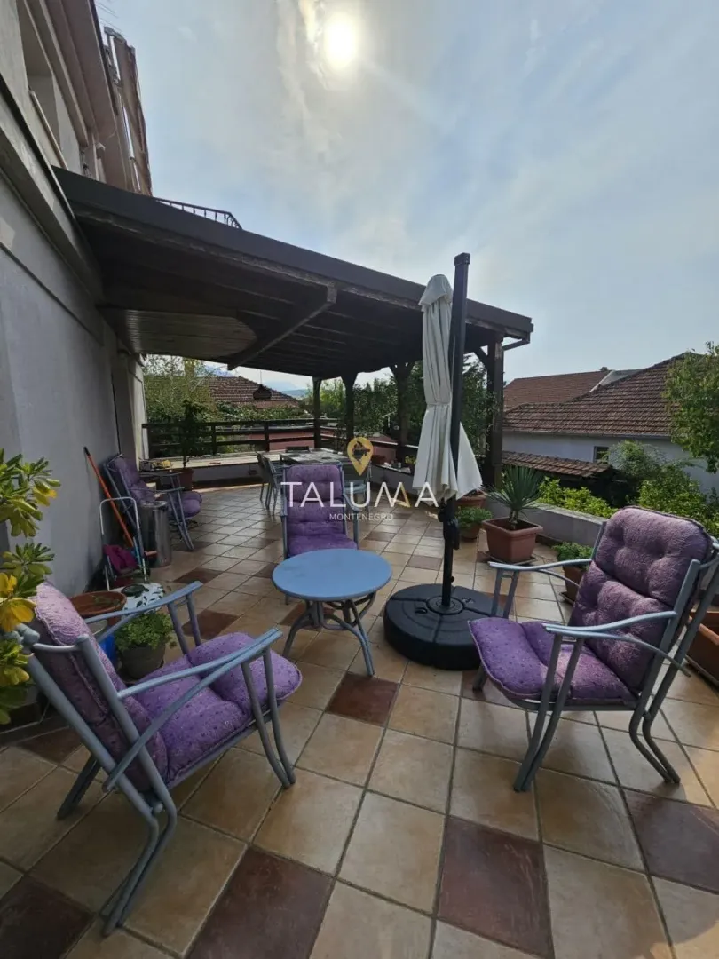 Rent, house, 300m², Masline, Podgorica