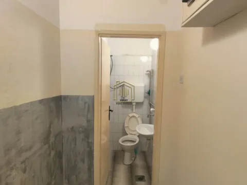 Prodaja, poslovni prostor, 36m², Lepa Kata, Podgorica - image 7