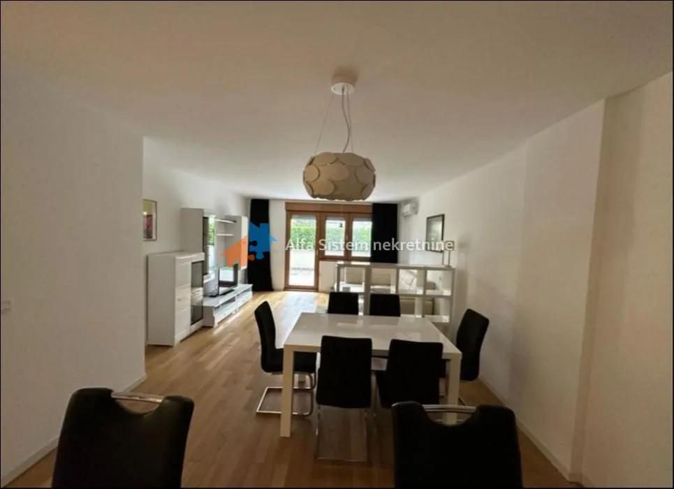 Izdavanje, dvosoban stan, 65m², Novi Beograd Blok 67, Novi Beograd Sve Podlokacije