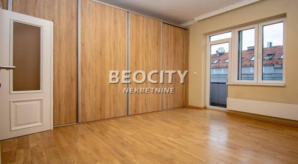 Prodaja, trosoban stan, 65m², Dorćol Sve Podlokacije, Beograd