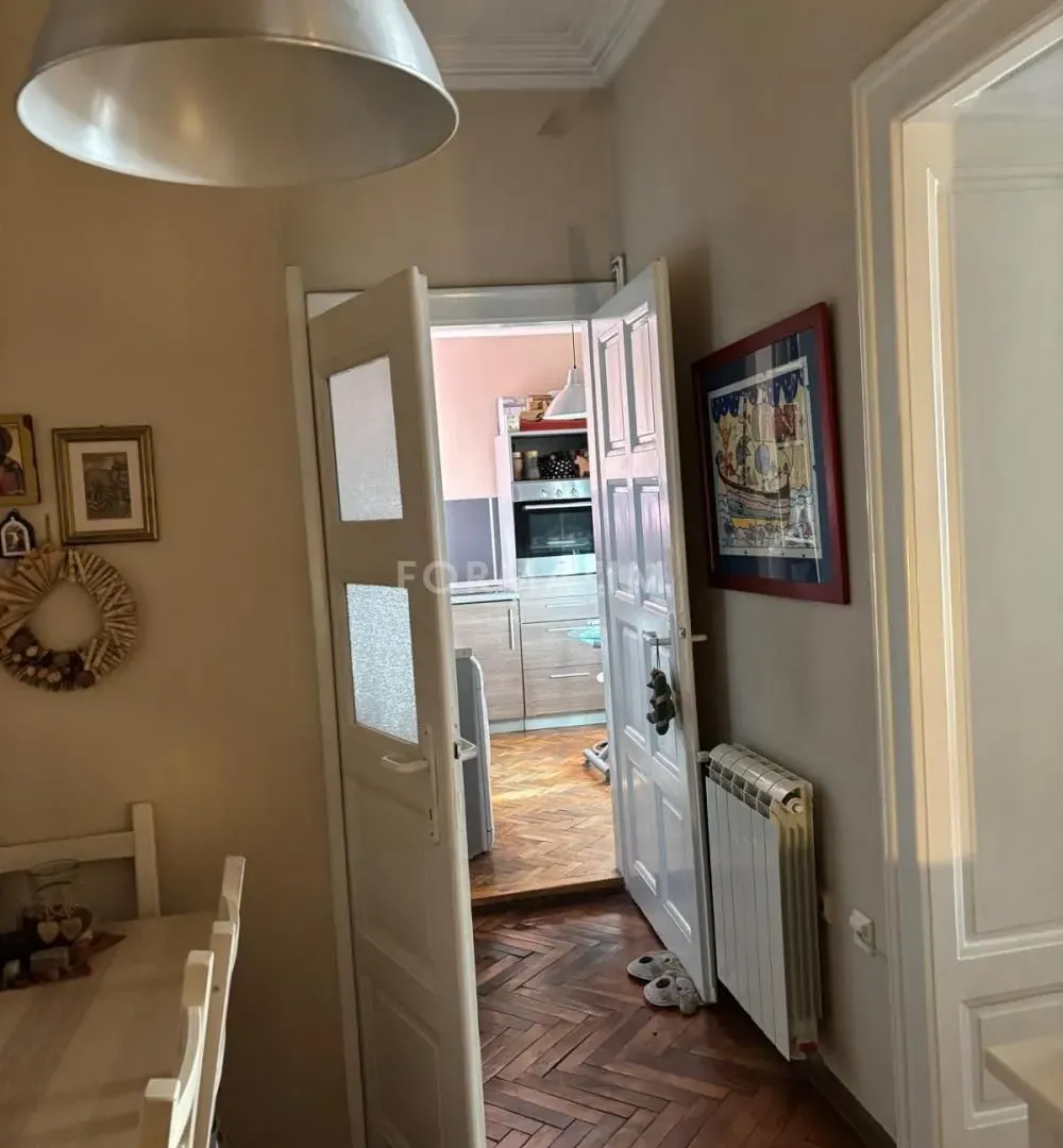 Prodaja, dvosoban stan, 57m², Cvetni Trg, Vračar Sve Podlokacije