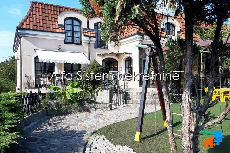 Izdavanje, kuća, 300m², Brace Jerković, Voždovac Sve Podlokacije