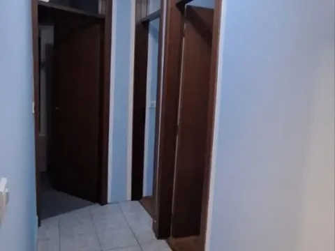 Prodaja, dvosoban stan, 103m², Stari Aerodrom, Podgorica - image 2