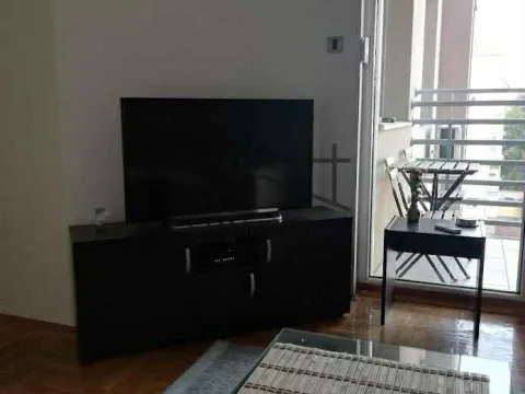 Izdavanje, jednosoban stan, 43m², Socijalno, Novi Sad Sve Podlokacije - image 3