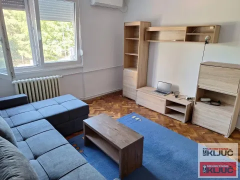 Izdavanje, jednosoban stan, 30m², Železnička Stanica, Novi Sad Sve Podlokacije - image 7