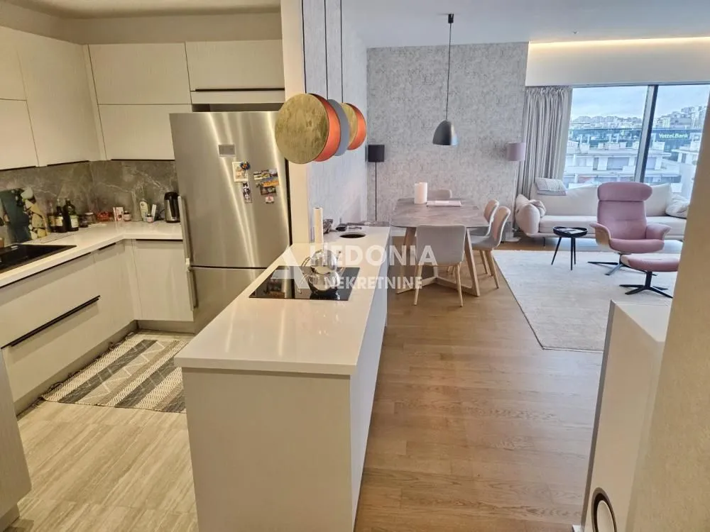 Sale, four bedroom apartment, 124m², Novi Beograd Blok 65, Novi Beograd Sve Podlokacije