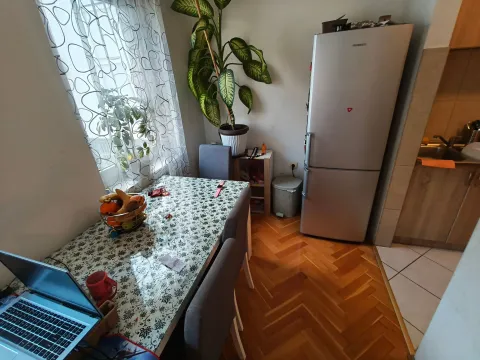 Rent, two bedroom apartment, 75m², Blok 9, Podgorica - image 4