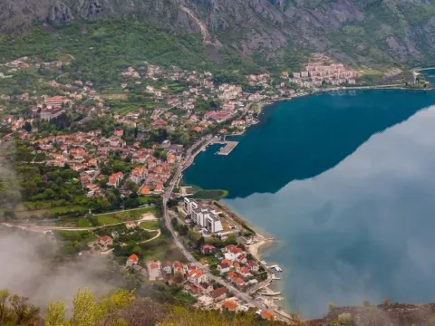 Sale, land lot, 2200m², Kotor, Crna Gora