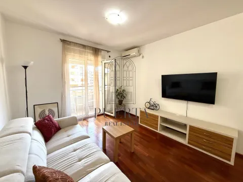Rent, one bedroom apartment, 45m², Stari Aerodrom, Podgorica - image 5