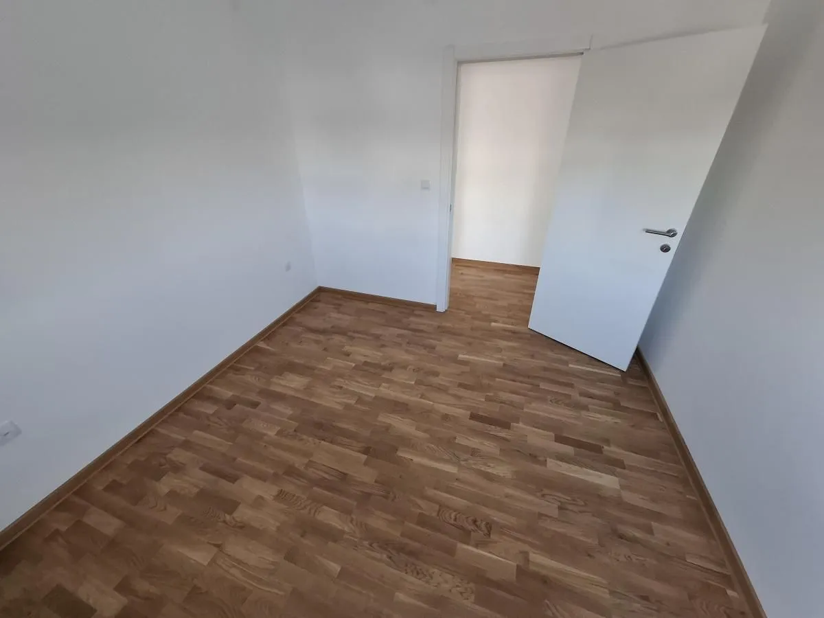 Prodaja, četvorosoban stan, 116m², Telep, Novi Sad Sve Podlokacije