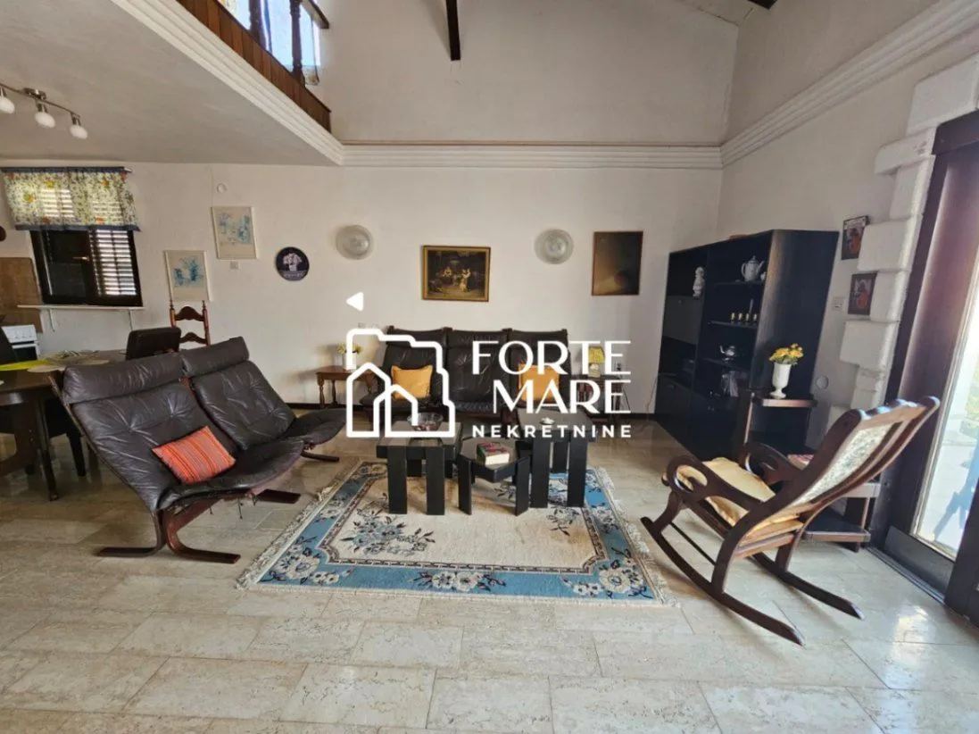 Prodaja, dvosoban stan, 115m², Tivat, Crna Gora