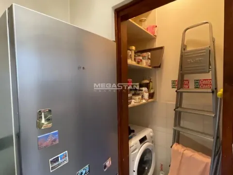 Prodaja, trosoban stan, 76m², Vračar Sve Podlokacije, Beograd - image 9