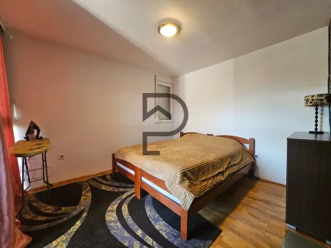 Rent, three bedroom apartment, 80m², Blok 5, Podgorica - image 13