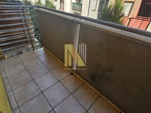 Izdavanje, garsonjera, 30m², Centar, Novi Sad - image 11