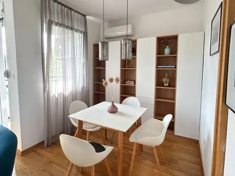 Rent, two bedroom apartment, 60m², Blok 9, Podgorica - image 4