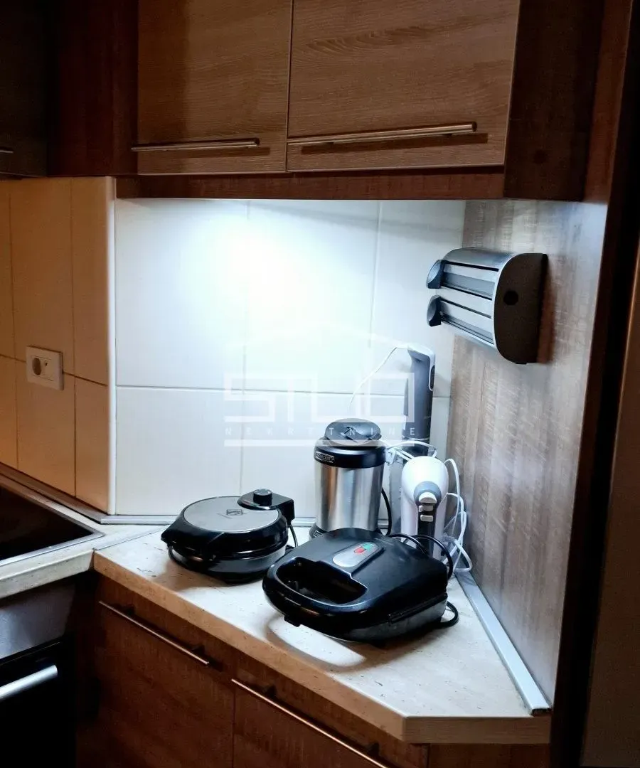 Sale, three bedroom apartment, 74m², Voždovac Sve Podlokacije, Beograd