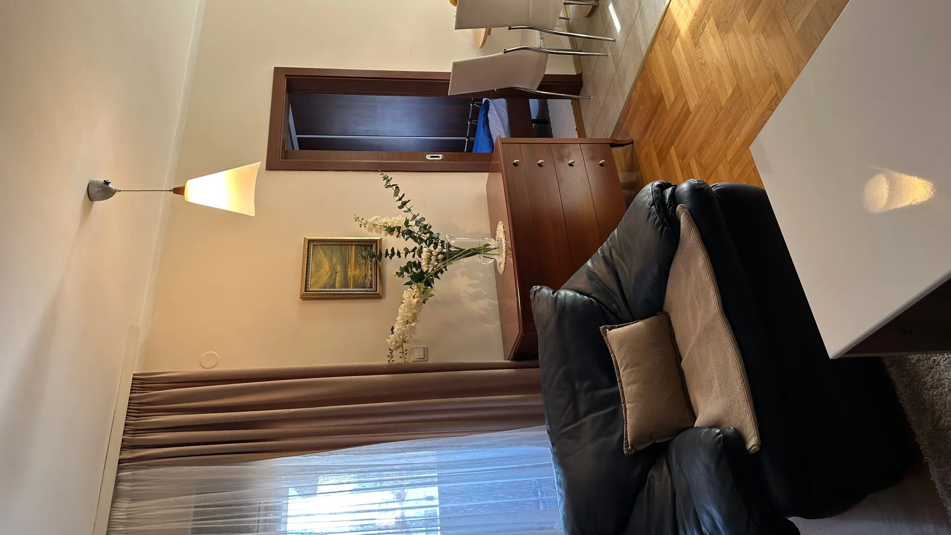 Izdavanje, dvosoban stan, 60m², Stari Aerodrom, Podgorica