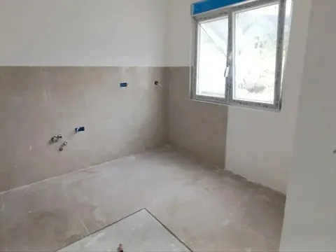 Izdavanje, jednosoban stan, 46m², Ilino, Bar - image 6