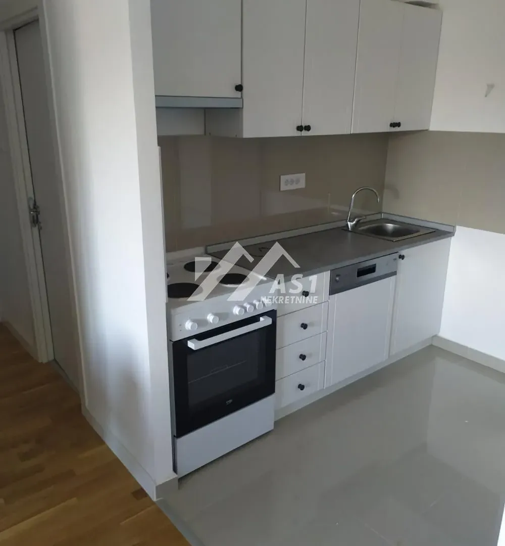 Rent, one bedroom apartment, 37m², Novo naselje, Novi Sad