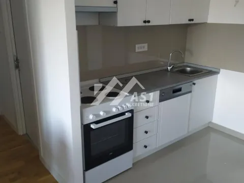 Rent, one bedroom apartment, 37m², Novo naselje, Novi Sad - image 3