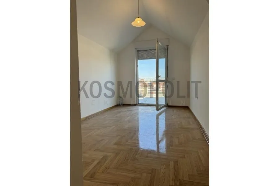 Sale, three bedroom apartment, 80m², Gradska Bolnica, Zvezdara Sve Podlokacije