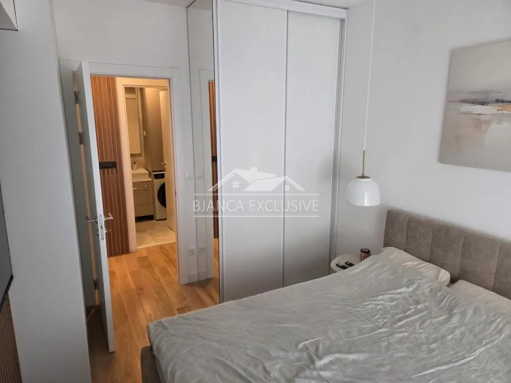 Sale, two bedroom apartment, 50m², Novi Beograd Blok 65, Novi Beograd Sve Podlokacije