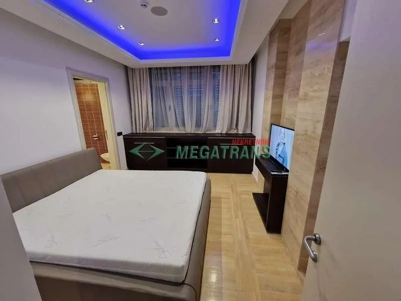 Rent, three bedroom apartment, 148m², Savski Venac, Beograd