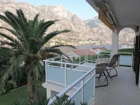 Prodaja, kuća, 240m², Prčanj, Kotor - image 10