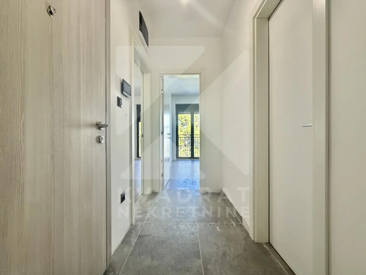 Izdavanje, jednosoban stan, 44m², Centar, Podgorica