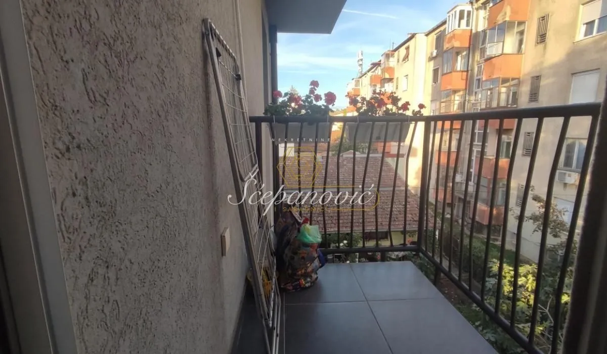Prodaja, stan, 44m², Detelinara, Novi Sad Sve Podlokacije